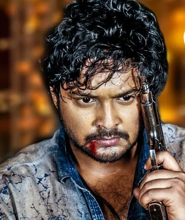 ବର୍ଷ ସରିଲା ହେଲେ ଏହି ନାମୀ ନାୟକଙ୍କ ଦେଖା ମିଳିଲାନି