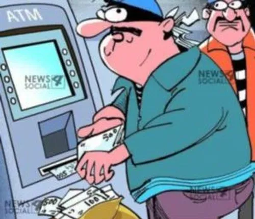 ଏଟିଏମ୍‌ କାଟି ୩୦ଲକ୍ଷ ଲୁଟ୍‌