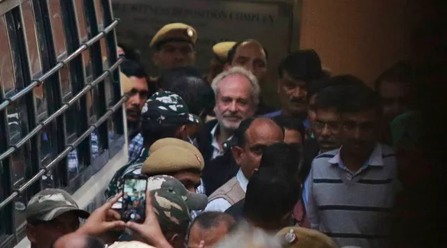 ଅଗଷ୍ଟା ହେଲିକାପ୍ଟର ଦୁର୍ନିତି : ଜେରା ବେଳେ 'ଶ୍ରୀମତି ଗାନ୍ଧି' ଓ 'ଇଟାଲୀୟ ମହିଳାଙ୍କର ପୁଅ'ଙ୍କ ନାଁ ନେଲା ଖ୍ରୀଷ୍ଟିଆନ ମିସେଲ