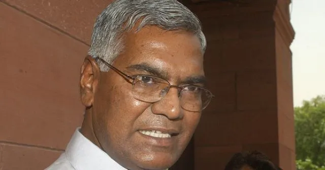 ମହିଳାଙ୍କ ପାଇଁ ସ୍ଥାନ ସଂରକ୍ଷଣ ପ୍ରସଙ୍ଗ : ସିପିଆଇ ନେତାଙ୍କୁ ଭେଟିଲେ ବିଜେଡି ପ୍ରତିନିଧି ମଣ୍ଡଳୀ