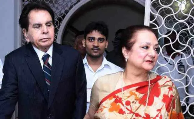 ଦିଲୀପ କୁମାରଙ୍କୁ ଜମି ମାଫିଆଙ୍କ ଧମକ : ପ୍ରଧାନମନ୍ତ୍ରୀଙ୍କ ହସ୍ତକ୍ଷେପ ଲୋଡ଼ିଲେ ସାଇରା ବାନୁ