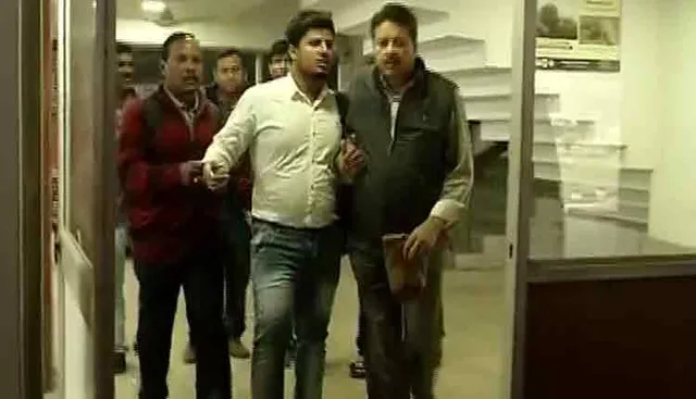 ପୁରୀ: ସୋସିଆଲ ମିଡିଆରେ ପ୍ରଥମେ ବନ୍ଧୁତା ସ୍ଥାପନ କରି ଦୁଇଯୁବକ ମହିଳାଙ୍କ ଠାରୁ ଠକି ନେଇଥିଲେ ୪୧ଲକ୍ଷ ଟଙ୍କା