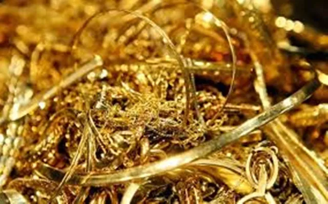 ଚତୁର ଚୋର, ଟ୍ରେନ୍‌ରେ ସୁନା ବ୍ୟବସାୟୀ ଶୋଇଥିବା ବେଳେ ବ୍ୟାଗ୍‌ ତଳ କାଟି ଲୁଟିନେଲେ ୧ କୋଟି ୩୫ ଲକ୍ଷ ଟଙ୍କାର ଅଳଙ୍କାର