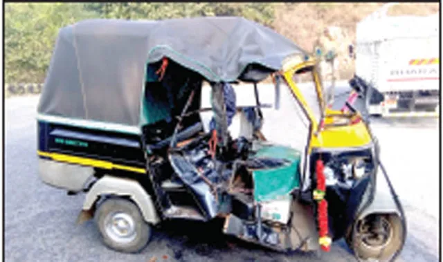 ଭେଟଖୋଲ ଘାଟିରେ ପୁଣି ଦୁର୍ଘଟଣା :ଅଟୋକୁ ପିଟିଲା ଟ୍ରକ, ଚାଳକ ସହ ୫ ଯାତ୍ରୀ ଆହତ