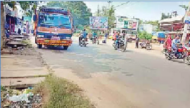 ରାଜସୁନାଖଳା ବସ୍‌ଷ୍ଟାଣ୍ତ୍‌ ସମସ୍ୟା ସୁଧୁରିବ କେବେ?