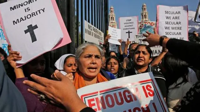 ବଡ଼ଦିନ ପ୍ରାର୍ଥନା ସଭାରେ ଆକ୍ରମଣ: ୧୨ ଆହତ