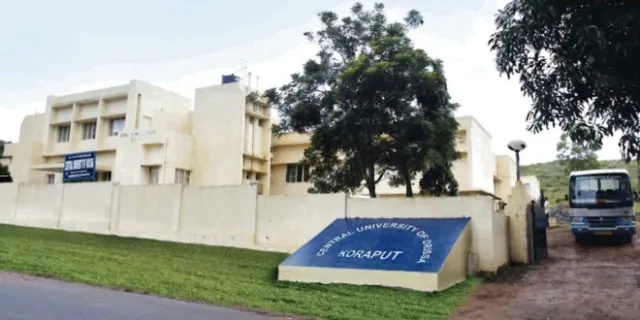 ୧୧ କେନ୍ଦ୍ରୀୟ ବିଶ୍ବବିଦ୍ୟାଳୟ ପ୍ରଦର୍ଶନର ଅଡିଟ୍‌