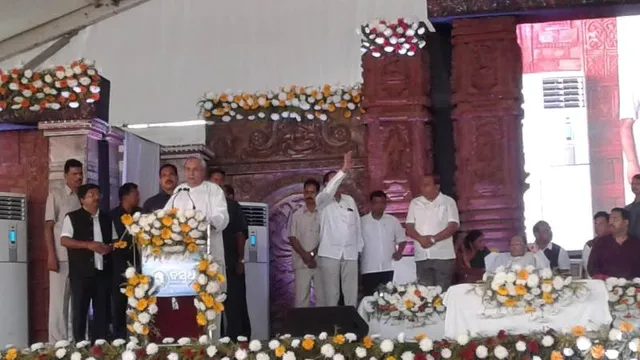 ମହାକାଳପଡାରେ ୨୪୧ କୋଟିର ଜଳପ୍ରକଳ୍ପର ଭିତ୍ତିପ୍ରସ୍ତର ସ୍ଥାପନ କଲେ ମୁଖ୍ୟମନ୍ତ୍ରୀ: ୨୦୦ ଗାଁର ଲୋକେ ପାଇବେ ମଧୁର ପାଣି