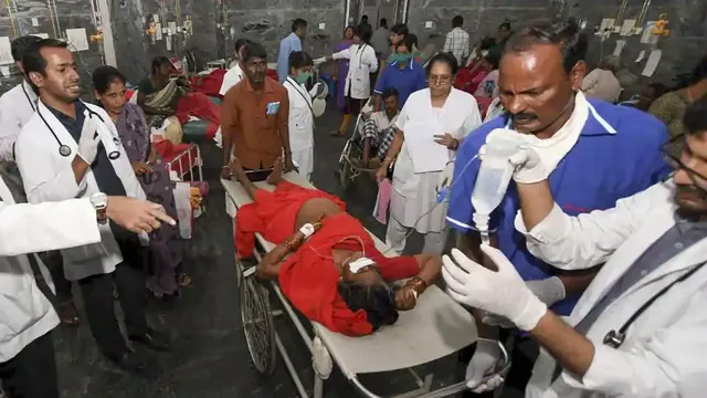 ଟ୍ରଷ୍ଟ୍‌ ମେମ୍ବରଙ୍କୁ ପାନେ ଦେବା ଲାଗି କର୍ଣ୍ଣାଟକ ମନ୍ଦିର ପ୍ରସାଦରେ ବିଷ ମିଶାଇଥିଲେ ମହନ୍ତ: ପୁଲିସ