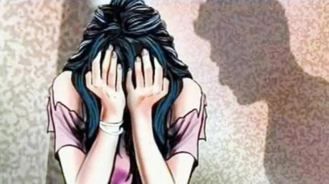 ଫେସ୍‌ବୁକ୍‌ ପ୍ରେମୀ ଥିଲା କୁଖ୍ୟାତ ଅପରାଧୀ! ଦୁଷ୍କର୍ମର ଶିକାର ହେବା ପରେ ପୀଡ଼ିତାଙ୍କ ସାମ୍ନାକୁ ଆସିଲା ପ୍ରେମିକର ଅସଲ ଚେହେରା