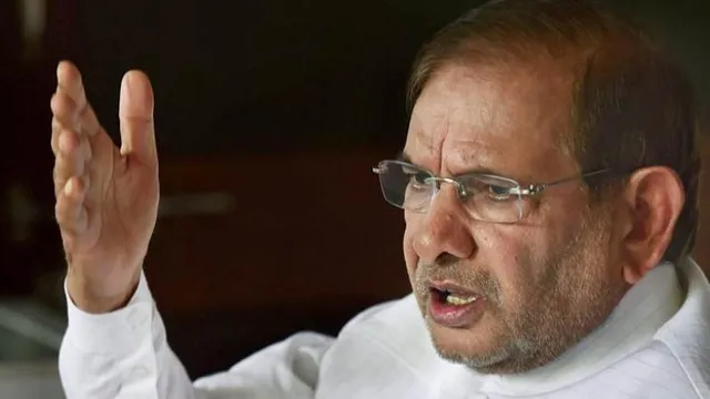 ରାଜସ୍ଥାନ ମୁଖ୍ୟମନ୍ତ୍ରୀ ବସୁନ୍ଧରା ରାଜେଙ୍କୁ ଶରଦ ଯାଦବଙ୍କ ବ୍ୟକ୍ତିଗତ ଆକ୍ଷେପ- ସେ ମୋଟି ହୋଇଗଲେଣି, ବିଶ୍ରାମ ନିଅନ୍ତୁ