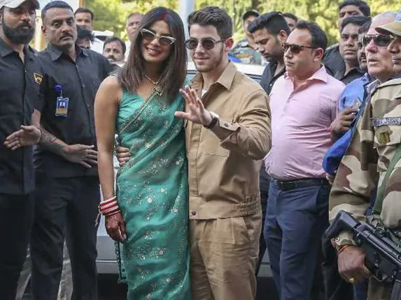 ପ୍ରିୟଙ୍କା-ନିକ୍‌ଙ୍କ ବିବାହରେ ହୋଇଥିବା ଏହି କାମକୁ ନାପସନ୍ଦ କଲା ପେଟା, ଟୁଇଟ୍‌ କରି ଜଣାଇଲେ ଦୁଃଖ