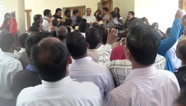 ହାଇକୋର୍ଟ ସ୍ଥାୟୀ ବେଞ୍ଚ ପ୍ରତିଷ୍ଠା ପ୍ରସଙ୍ଗ : ମୁଖ୍ୟମନ୍ତ୍ରୀଙ୍କୁ ଭେଟିଲା କୋରାପୁଟ ମିଳିତ କ୍ରିୟାନୁଷ୍ଠାନ କମିଟି