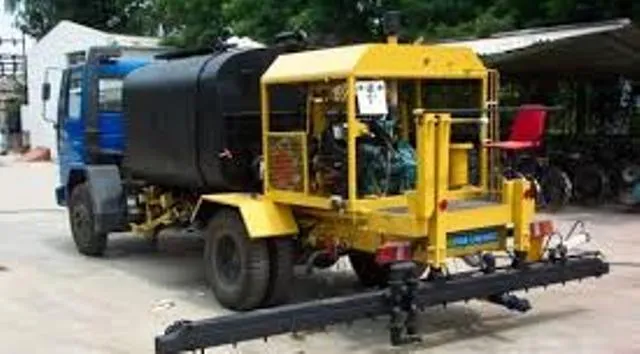 ପିଚୁ ମେସିନ୍‌ରେ ଚାପି ହୋଇ ମହିଳା ଶ୍ରମିକ ମୃତ