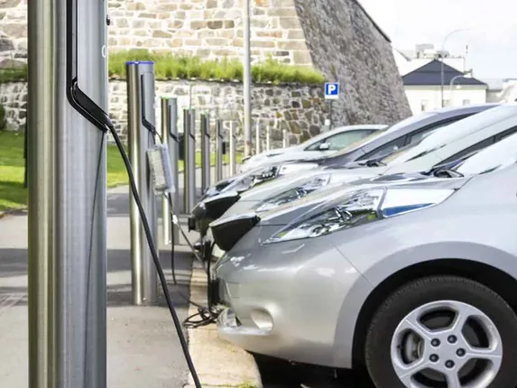 ଅଟୋ ଏକ୍ସପୋରୁ ମିଳିଲା ସଙ୍କେତ: ଇଲେକ୍‌ଟ୍ରିକ୍ ଯାନ ପାଇଁ ଭାରତ ପ୍ରସ୍ତୁତ