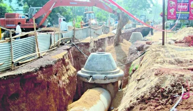 ଜଳ ସଂପଦର ବିଭିନ୍ନ ପ୍ରକଳ୍ପର ମାରାଥନ୍‌ ସମୀକ୍ଷା : ପଦାଧିକାରୀଙ୍କ ଉପରେ ଅସନ୍ତୋଷ ଝାଡ଼ିଲେ ସଚିବ