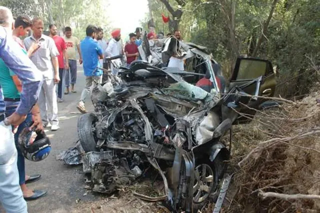 ଦୁର୍ଘଟଣାରେ ଗୋଟିଏ ପରିବାରର ୧୦ ମୃତ