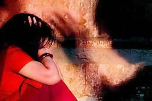 ବର୍ଷ ସାରା ନାବାଳିକା ଛାତ୍ରୀ ପ୍ରତି ଅସଦାଚରଣ କରିଥିବା ୪୨ ବର୍ଷିୟ କୋଚିଙ୍ଗ୍‌ ଶିକ୍ଷକ ଗିରଫ