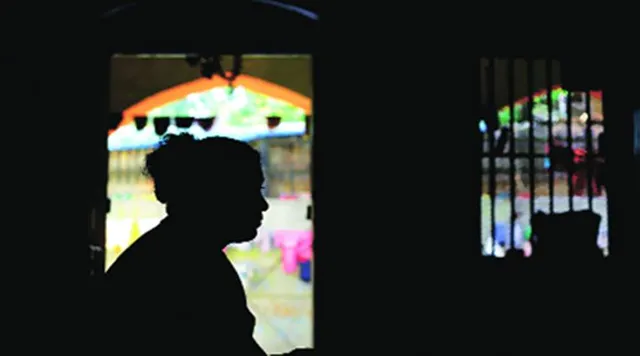 ସ୍ପା ସେଣ୍ଟର୍‌ରେ ସେକ୍ସ ରାକେଟ୍‌ ! ବିଦେଶିନୀଙ୍କୁ ମୋଟା ଅଙ୍କର ଦରମା ଦେଇ ଦେହ ବ୍ୟବସାୟରେ ଲିପ୍ତ କରାଯାଉଥିଲା