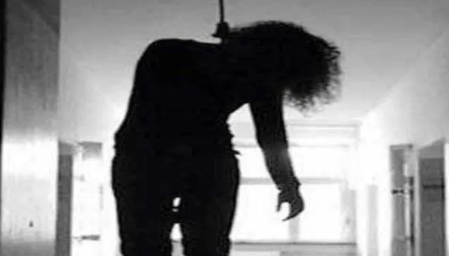 ମହିଳାଙ୍କ ଝୁଲନ୍ତା ଶବ ଜବତ, ହତ୍ୟା ସନ୍ଦେହ