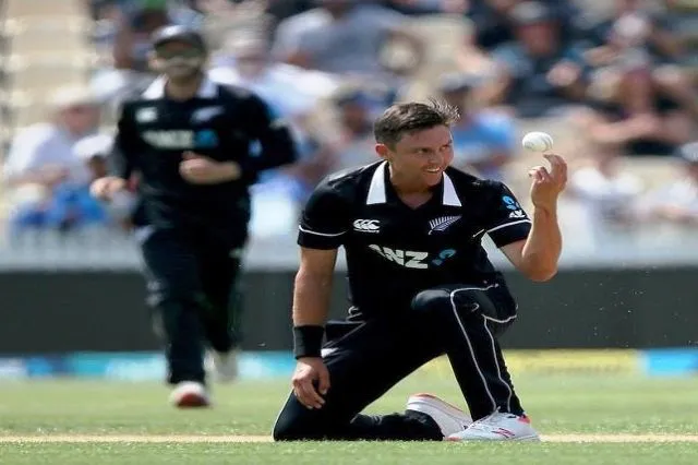 ତାସ ଘର ପରି ଭୁଶୁଡ଼ିଲା ଭାରତର ବ୍ୟାଟିଂ, ୫୨ରନ୍‌ରେ ୭ ଓ୍ଵିକେଟ ହରାଇ ବିପଦରେ ଟିମ୍‌ ଇଣ୍ଡିଆ