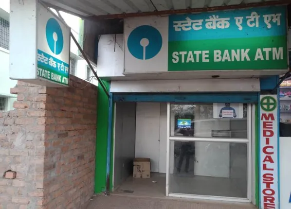 କୋରାପୁଟ: ଜୟପୁରରେ ଏଟିଏମ୍‌ ଭାଙ୍ଗି ଲୁଟ୍‌ ଉଦ୍ୟମ