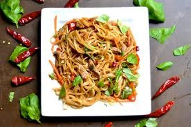 ଏହି ରେସ୍ତୋରାଁରେ ପ୍ଲେଟ୍‌ରେ ଖାଇବା ଛାଡ଼ିଲେ ଦେବାକୁ ହେବ ଜରିମାନା! ଯିବା ପୂର୍ବରୁ ଜାଣି ନିଅନ୍ତୁ ପୂରା ଘଟଣା