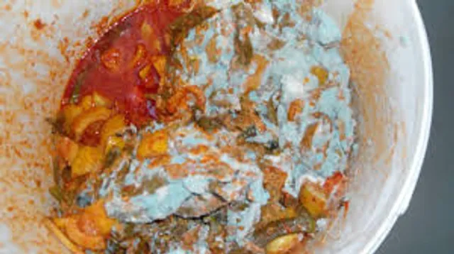 ନିମ୍ନମାନର ଖାଦ୍ୟ ବିକ୍ରି: ୧୩ ହୋଟେଲ, ଦୋକାନ ନାଁରେ ମାମଲା