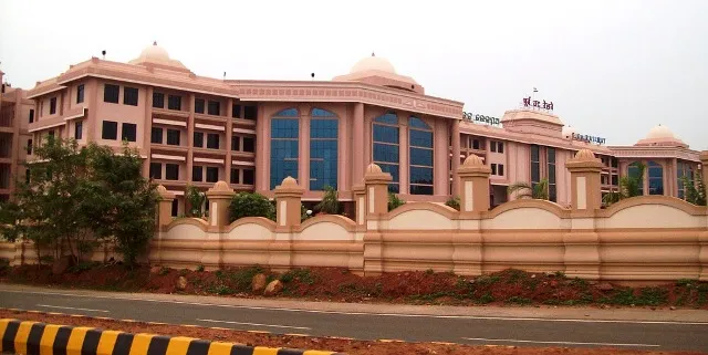 ପୂର୍ବତଟ ରେଳପଥକୁ ଚୋଟ : ବାଜପେୟୀ ଦେଇଥିଲେ, ମୋଦୀ ନେଲେ