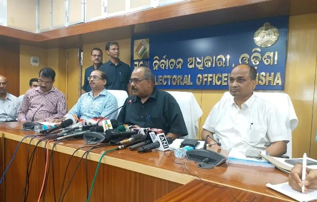 କଟକଣା ଲାଗିଲା : ନିର୍ବାଚନ ତାରିଖ ଘୋଷଣା ପରେ ସାରା ରାଜ୍ୟରେ ଲାଗୁ ହେଲା ଆଦର୍ଶ ଆଚରଣ ବିଧି