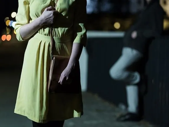 ହୋଟେଲ୍‌ ଲବିରେ ମହିଳାଙ୍କ ସହ  ଅସଦାଚରଣ କରିଥିବା ସ୍ୱିଡେନ୍‌ ନାଗରିକ ଗିରଫ