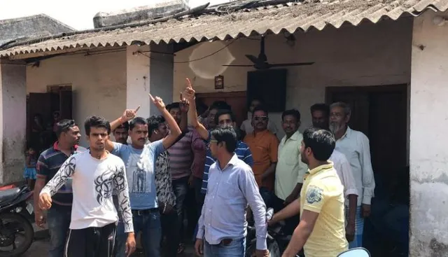 ଘରେ ନ ପଶୁଣୁ ମୁଣ୍ଡରେ ଚାଳ : ପ୍ରାର୍ଥୀଙ୍କୁ ବିରୋଧ, କଂଗ୍ରେସ ଅଫିସରେ ତାଲା ପକାଇଲେ