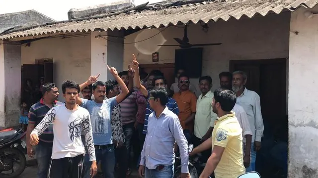 ଝାରସୁଗୁଡ଼ା: ଘରେ ନପଶୁଣୁ ମୁଣ୍ଡରେ ବାଜିଲା ଚାଳ, କଂଗ୍ରେସ ପ୍ରାର୍ଥୀଙ୍କୁ କର୍ମୀଙ୍କ ବିରୋଧ 