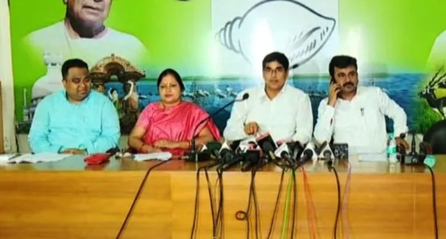 ଆସନ୍ତାକାଲି ଠାରୁ ବିଜେଡି ଆରମ୍ଭ କରିବ ନୂଆ ଅଭିଯାନ-‘ଘରେ ଘରେ ଶଙ୍ଖ- ମତାମତ ଦିଅନ୍ତି ଆପଣ ପାଳନ କରନ୍ତି ନବୀନ’