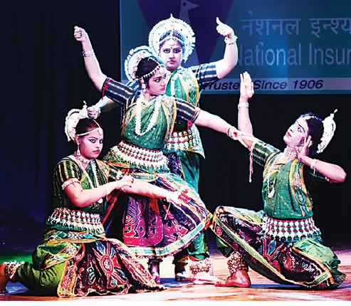 ନୃତ୍ୟ କାର୍ଯ୍ୟକ୍ରମ ‘ଅଭିଳାଷ’ ରାଧାଙ୍କ ଲାଜ, କୃଷ୍ଣଙ୍କ ଛନ୍ଦ