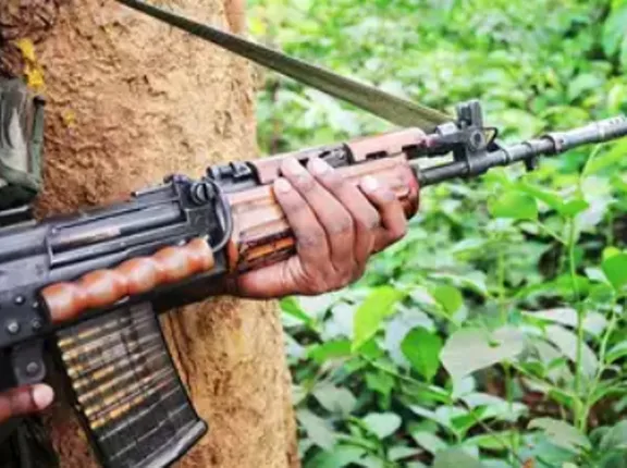 ହାତିବାରୀ ଜଙ୍ଗଲରେ ଗୁଳି ବିନିମୟ: ମାଓବାଦୀ ଶିବିର ନଷ୍ଟ କଲା ପୁଲିସ