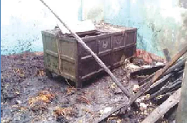 ଅଗ୍ନିକାଣ୍ଡରେ ୬ ବଖରା ଜଳିଗଲା