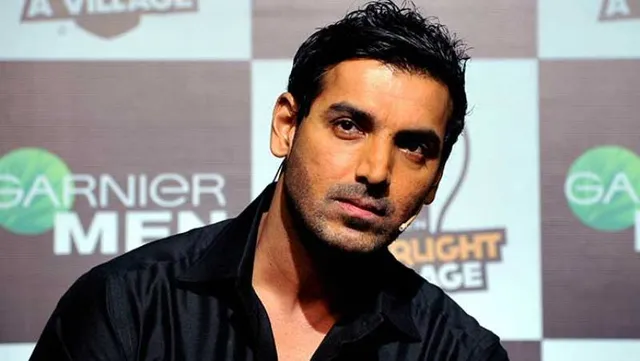 ସାମ୍ବାଦିକ ପୁଲଓ୍ଵାମାକୁ ନେଇ ଏଭଳି ପ୍ରଶ୍ନ କରିବା ପରେ କ୍ଷମା ମାଗିବାକୁ କହିଲେ ଅଭିନେତା ଜନ୍‌ ଆବ୍ରାହମ୍‌