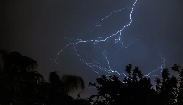 ଝଡ଼ବର୍ଷା ବଢ଼ିବ, ୫ ଦିନ ପର୍ଯ୍ୟନ୍ତ ରାଜ୍ୟର ଅଧିକାଂଶ ଜିଲ୍ଲା ପାଇଁ ଅରେଞ୍ଜ ଆଲର୍ଟ ଜାରି