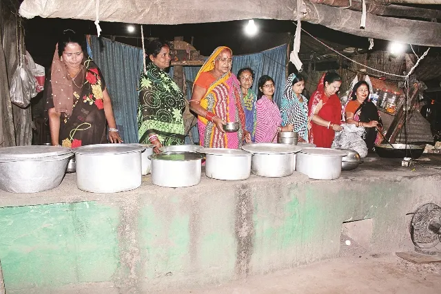 ଏମିତି ହୋଟେଲ୍‌, ଯେଉଁଠି ସବୁ କାମ କରନ୍ତି ମହିଳା