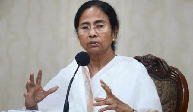 ପଶ୍ଚିମବଙ୍ଗ: ସଂଖ୍ୟାଲଘୁ ବହୁଳ ସରକାରୀ ସ୍କୁଲରେ ହେବ ସ୍ବତନ୍ତ୍ର ମଧ୍ୟାହ୍ଣ ଭୋଜନ ହଲ, ମମତାଙ୍କୁ ଟାର୍ଗେଟ କଲା ବିଜେପି