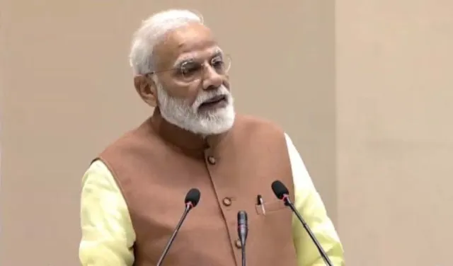 ବିରୋଧୀଙ୍କୁ ମୋଦୀଙ୍କ ସମାଲୋଚନା: ରାଜନୀତି ପାଇଁ ଦେଶକୁ ଦୁର୍ବଳ କରନାହିଁ