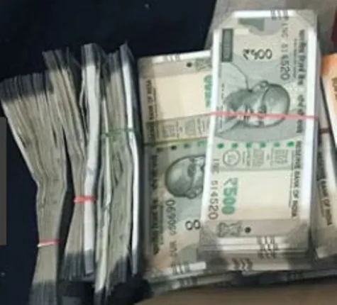 ଅଢ଼େଇ ଲକ୍ଷ ଜବତ