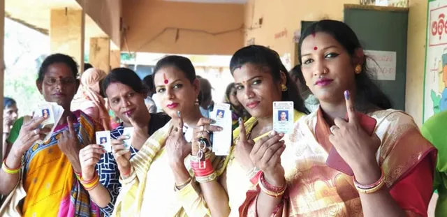 ଚତୁର୍ଥ ପର୍ଯ୍ୟାୟ ମତଦାନ ବେଳେ ବିଭିନ୍ନ ସ୍ଥାନରେ ଗଣ୍ଡଗୋଳ, ଗାଡ଼ି ଭଙ୍ଗାରୁଜା ଅଭିଯୋଗ