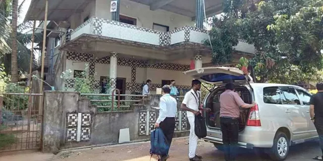 କର୍ଣ୍ଣାଟକ : ୩ ବିଜେପି ନେତାଙ୍କ ଘରୁ ମିଳିଲା ୮୩ ଲକ୍ଷ ଟଙ୍କା, ୫୬୦ ଗ୍ରାମ ସୁନା