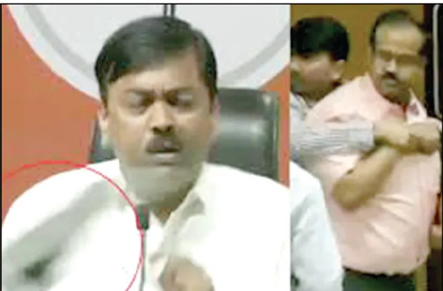 ବିଜେପି ମୁଖ୍ୟାଳୟରେ ଜୋତା କାଣ୍ଡ, ମୁଖପାତ୍ରଙ୍କ ଉପରକୁ ଜୋତା ଫିଙ୍ଗିଲେ ଡାକ୍ତର