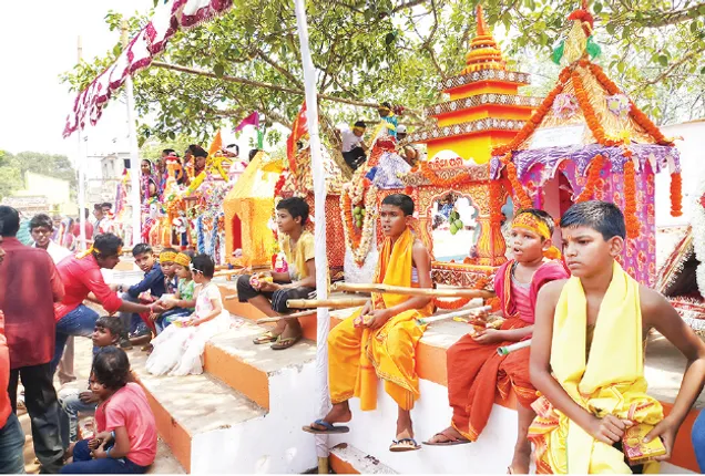 କଣ୍ଢେଇ ମେଳଣରେ ଗଣ୍ଡଗୋଳ, ଯାତ୍ରା ବନ୍ଦ