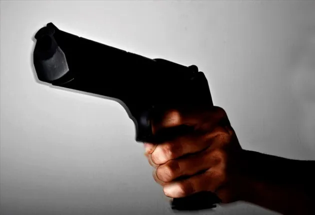 କେନ୍ଦୁଝରରେ ପୁଣି ନିର୍ବାଚନୀ ହିଂସା : ପାଟିରେ ବନ୍ଧୁକ ପୂରାଇ ହତ୍ୟା ଉଦ୍ୟମ, ମନ୍ତ୍ରୀପୁଅଙ୍କ ନାମରେ ମାମଲା