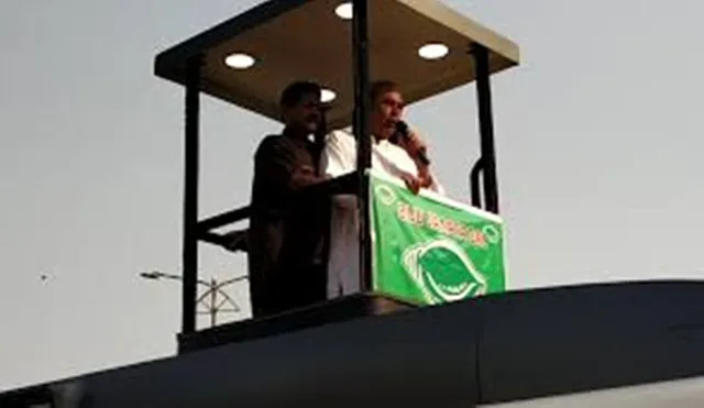 ପ୍ରଚାର ଅଭିଯାନରେ ନବୀନ : ଢ଼େଙ୍କାନାଳ-ଅନୁଗୋଳ ଓ ବାଙ୍କି-ବଡମ୍ବାରେ ସଭା ପରେ ବେଗୁନିଆରୁ ଭୁବନେଶ୍ୱର ଯାଏଁ ରୋଡ ସୋ’