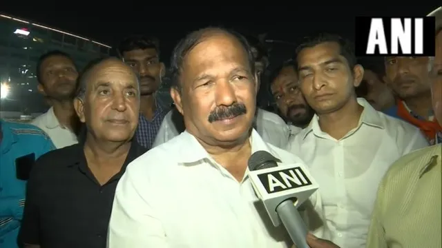 ଏନ୍‌ଡିଏ ରାଲିରେ ପ୍ରଧାନମନ୍ତ୍ରୀ ମୋଦୀଙ୍କ ଭାଷଣ ଶୁଣିବାକୁ ପହଞ୍ଚିଲେ କଂଗ୍ରେସ ବିଧାୟକ ,ଆଗରୁ ବାଜପେୟୀଙ୍କ ଭାଷଣ ମଧ୍ୟ ଶୁଣିବାକୁ ଆସିଥିଲେ